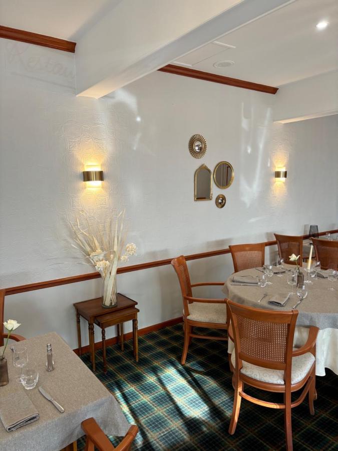 Hotel & Restaurant Le Cardinal Poix-de-Picardie Eksteriør billede